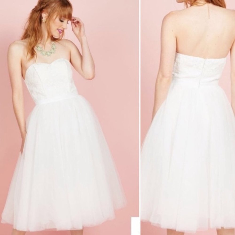NWT Chi Chi London Modcloth Bridal Dress